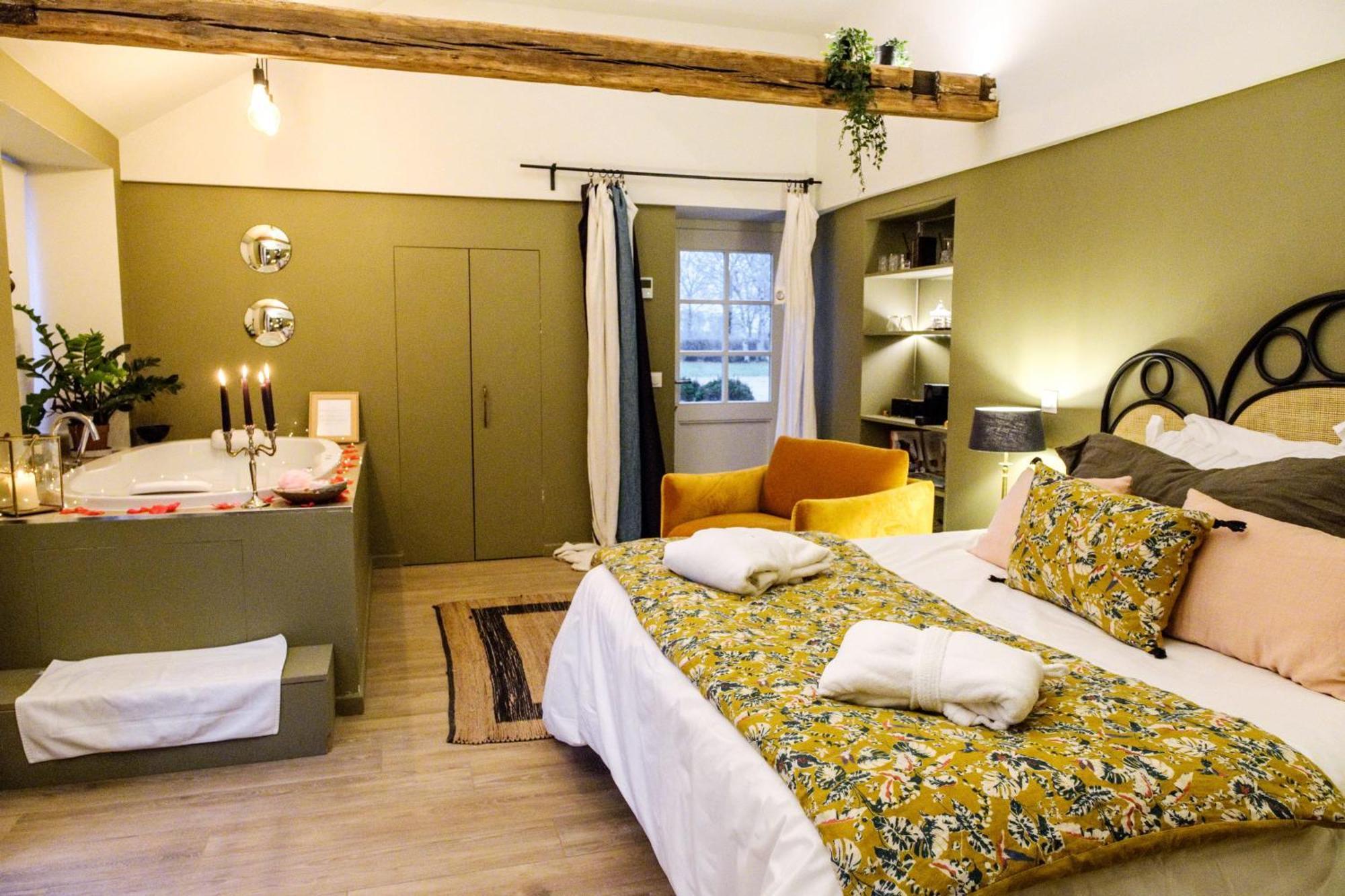 מלון Neufmoutiers-en-Brie Domaine De Bellevue, The Originals Relais מראה חיצוני תמונה