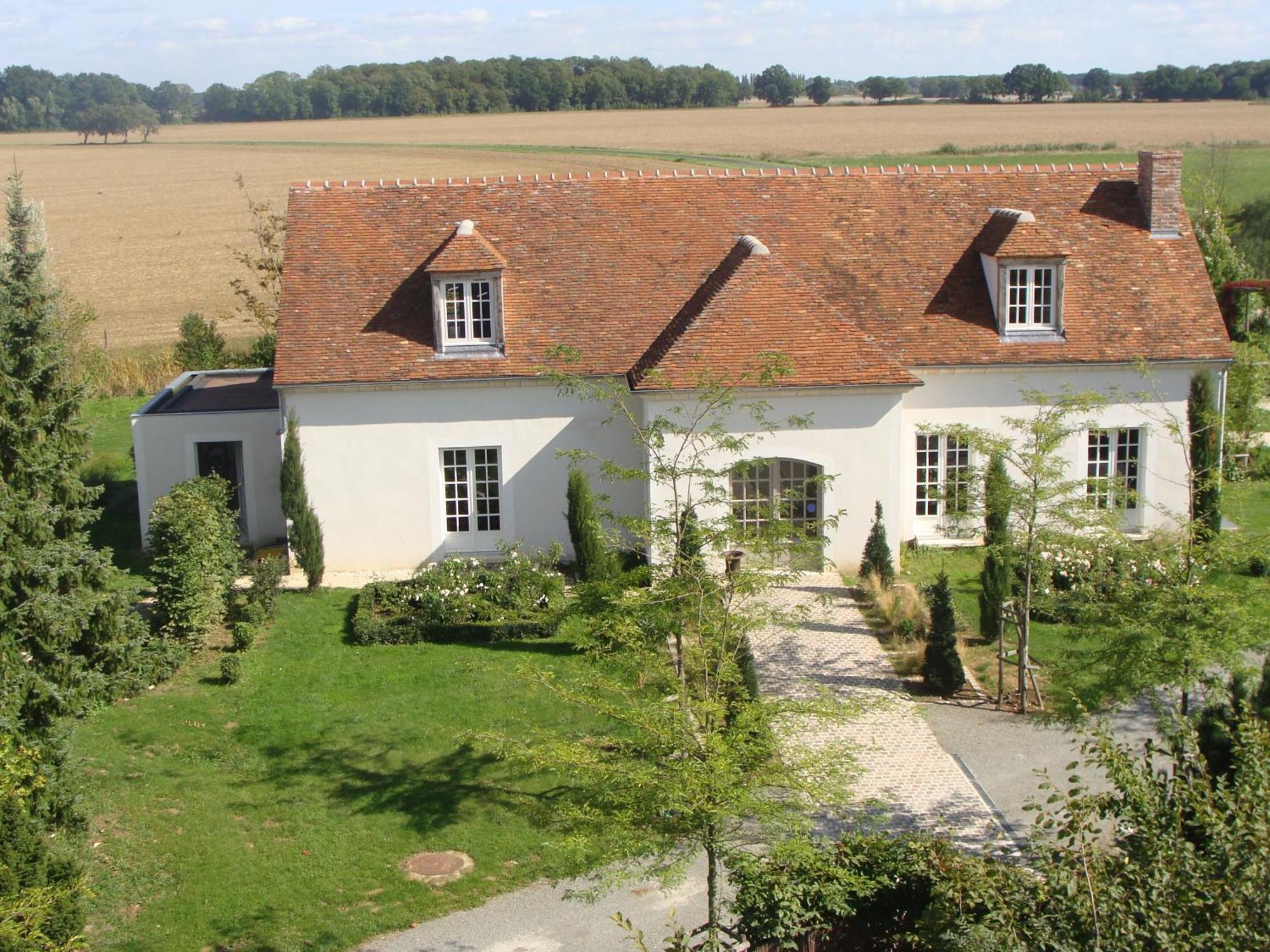מלון Neufmoutiers-en-Brie Domaine De Bellevue, The Originals Relais מראה חיצוני תמונה